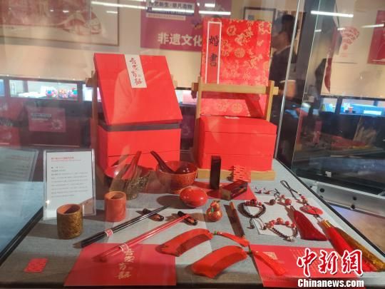 　　“吾家有囍”系列文創(chuàng)產品。　葉秋云 攝