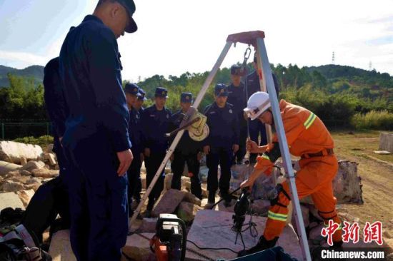 圖為地震救援訓(xùn)練。森林消防 供圖